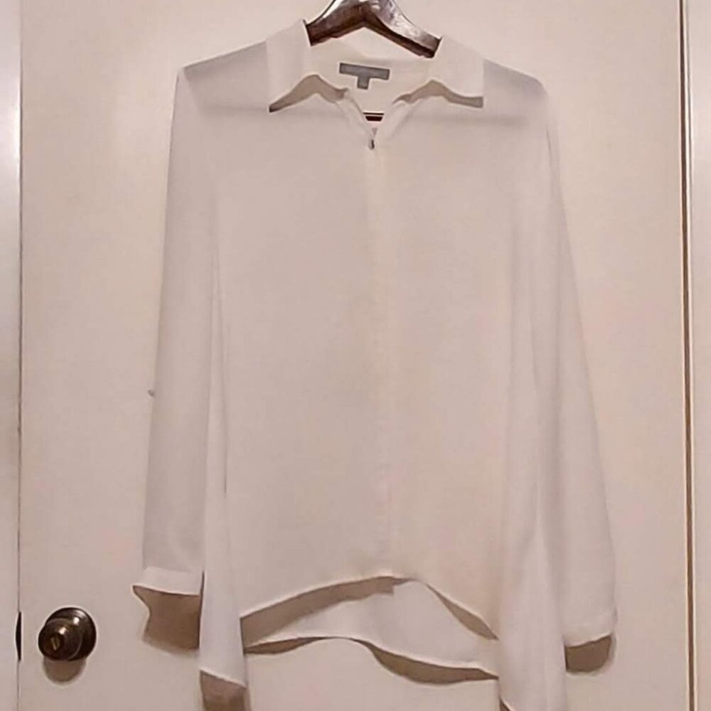 NY Collections White Blouse  Button Up Pointed Collar Silver Buttons.